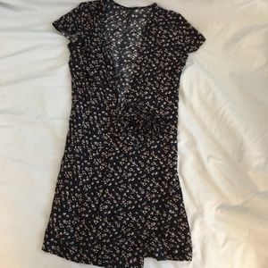 Brandy Melville Navy Floral Robbie Dress